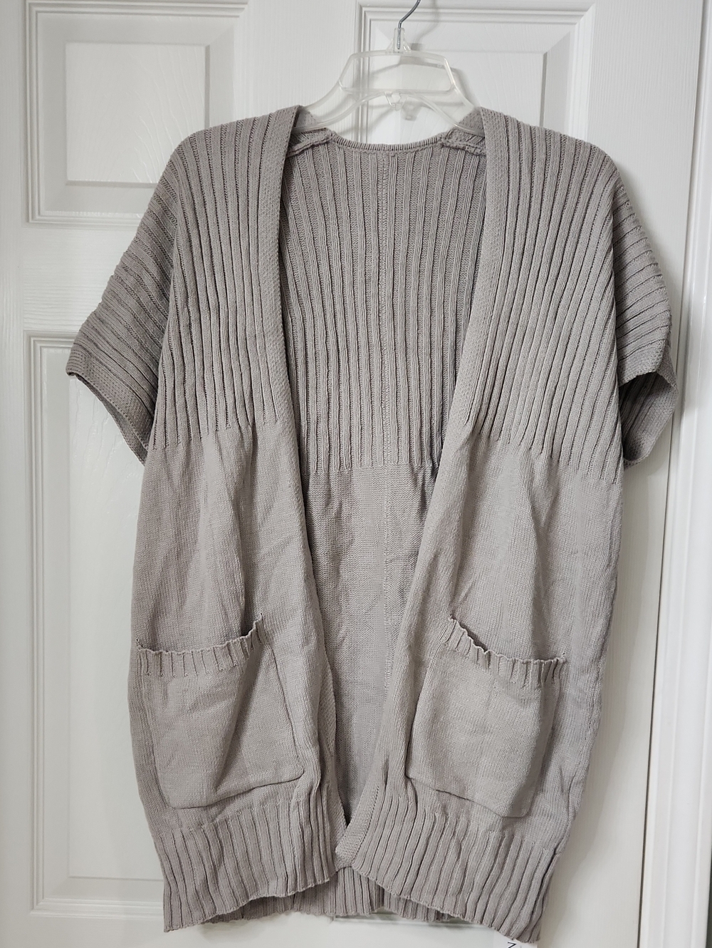 SHEIN Taupe Short-Sleeve Ribbed Open-Front Cardigan